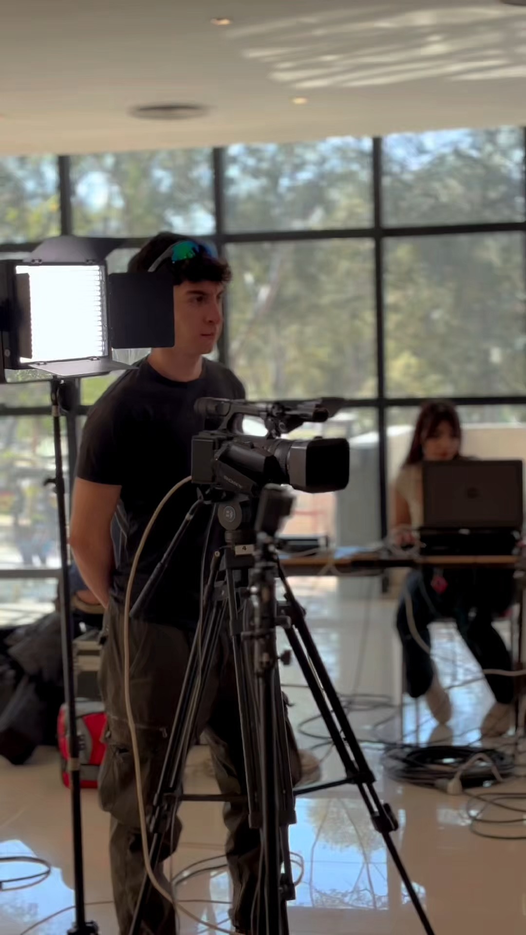 Promedios en acción en el FIFAS 2025 , Estudio Móvil, Stream Sala de Prensa del Festival. 4 Streaming simultáneos en servidores propios. #asphasumaj #festivalfifas @fifas_ashpasumaj